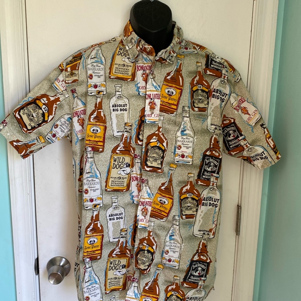 Big Dogs vintage alcohol bottle shirt VGUC